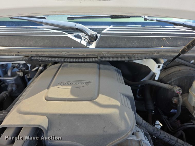 image for item FI0540 2012 Chevrolet Suburban 1500 SUV