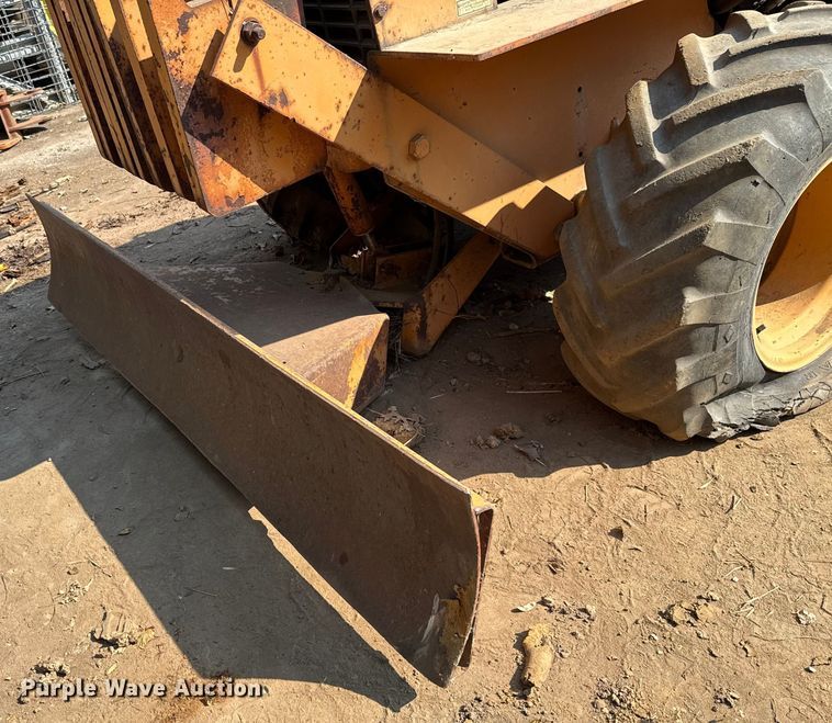 image for item GH9319 1979 Case DH4 trencher