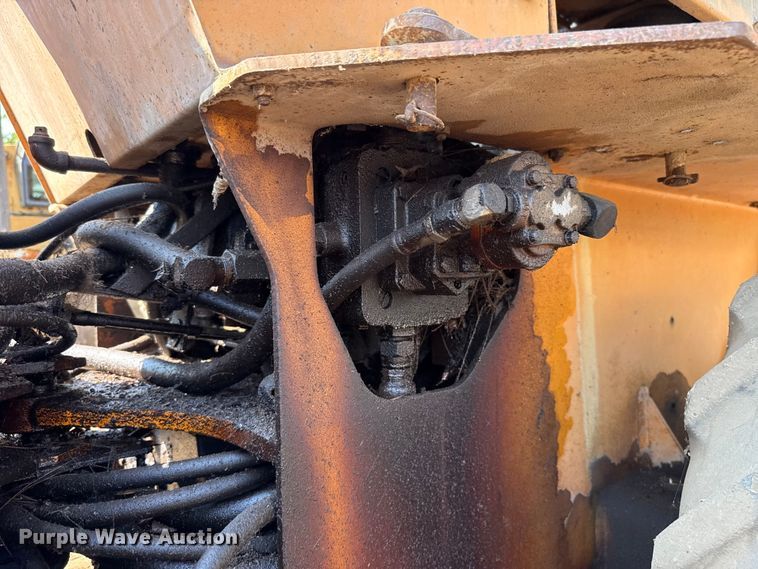 image for item GH9319 1979 Case DH4 trencher