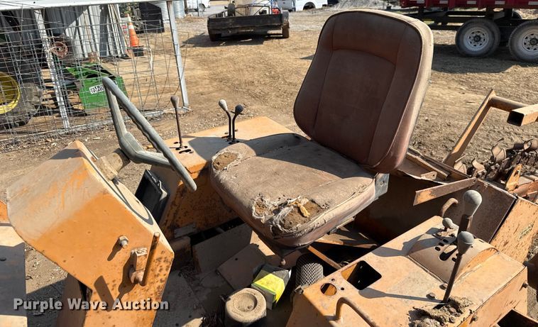 image for item GH9319 1979 Case DH4 trencher