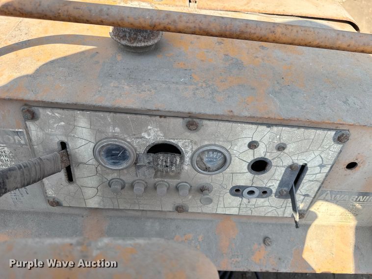 image for item GH9319 1979 Case DH4 trencher