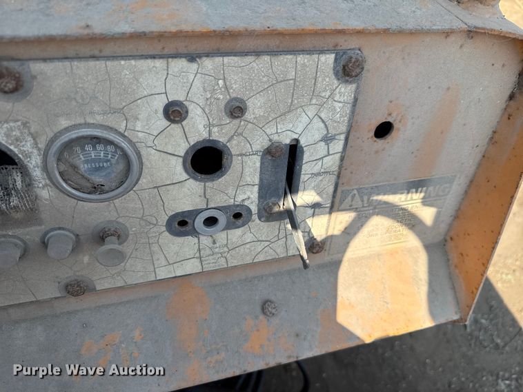 image for item GH9319 1979 Case DH4 trencher