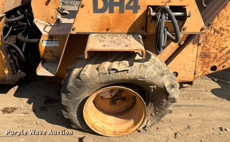 image for item GH9319 1979 Case DH4 trencher