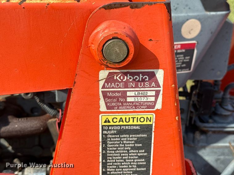image for item GH9325 Kubota L3000DT MFWD tractor