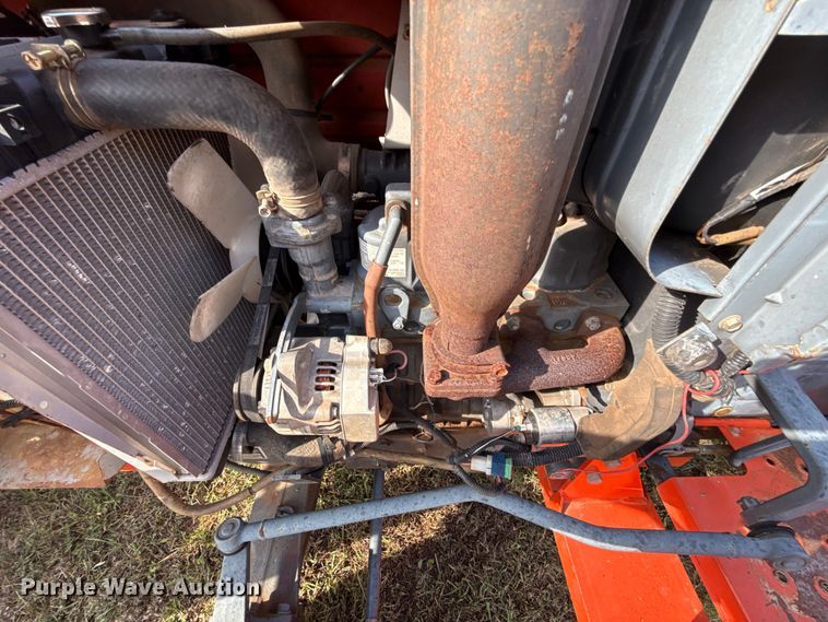 image for item GH9325 Kubota L3000DT MFWD tractor