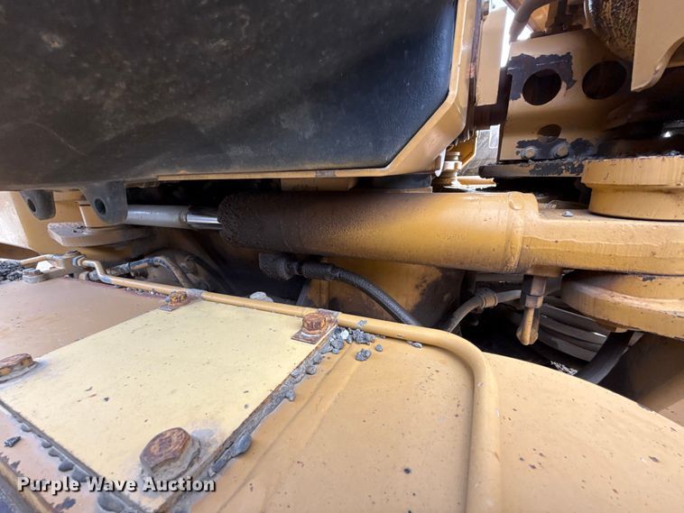 image for item GH9401 2006 Caterpillar 140H motor grader