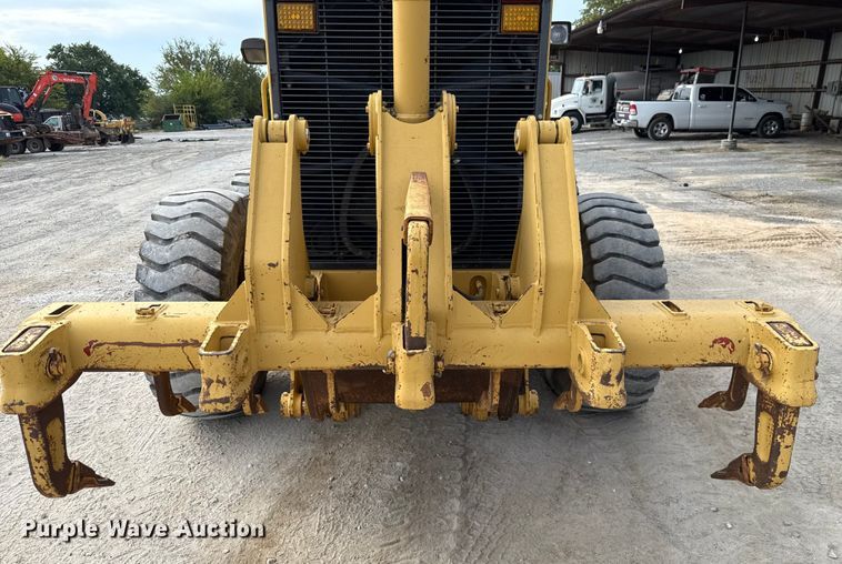 image for item GH9401 2006 Caterpillar 140H motor grader