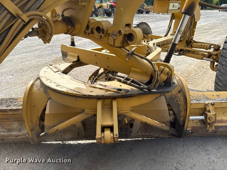 image for item GH9401 2006 Caterpillar 140H motor grader