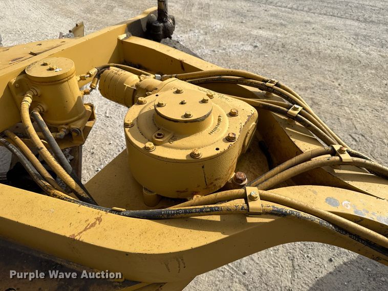 image for item GH9401 2006 Caterpillar 140H motor grader