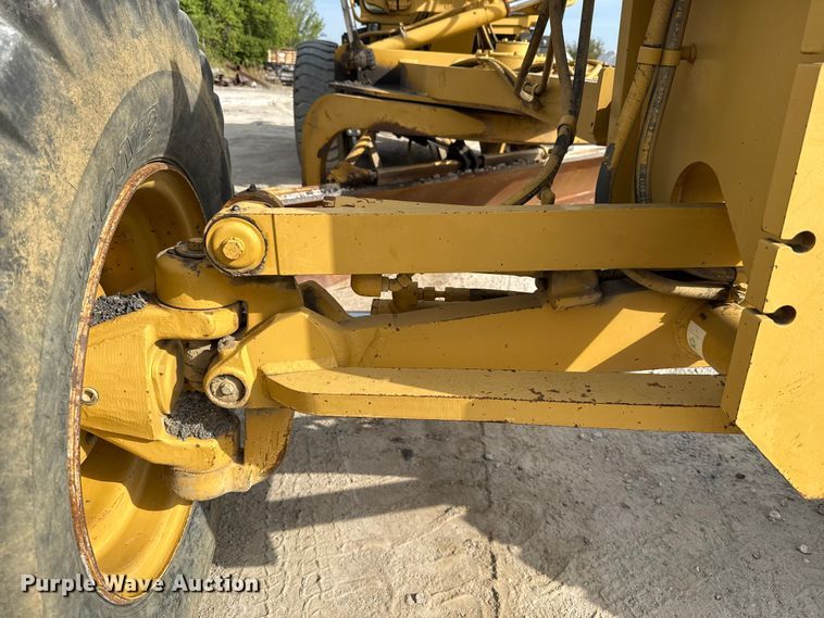 image for item GH9401 2006 Caterpillar 140H motor grader