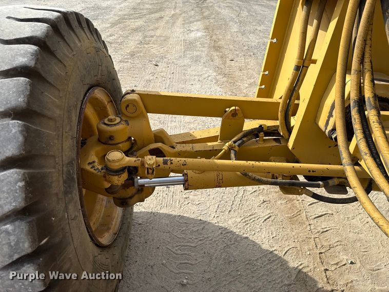 image for item GH9401 2006 Caterpillar 140H motor grader