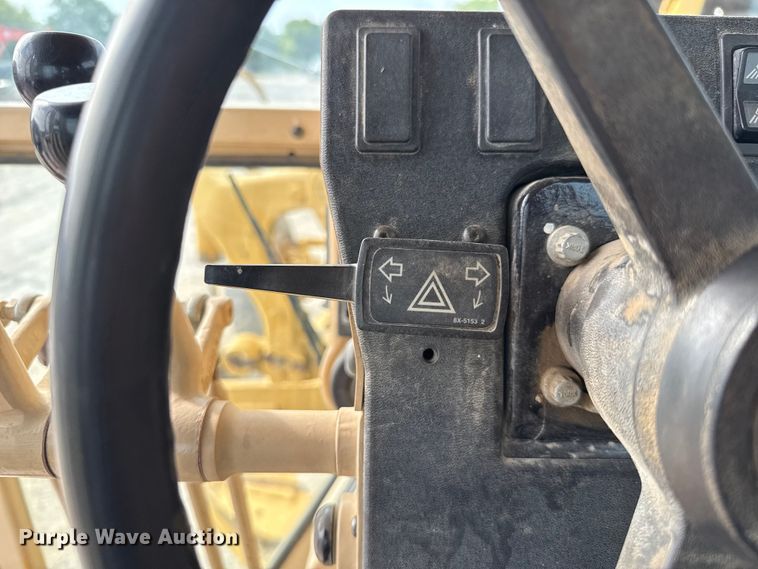 image for item GH9401 2006 Caterpillar 140H motor grader