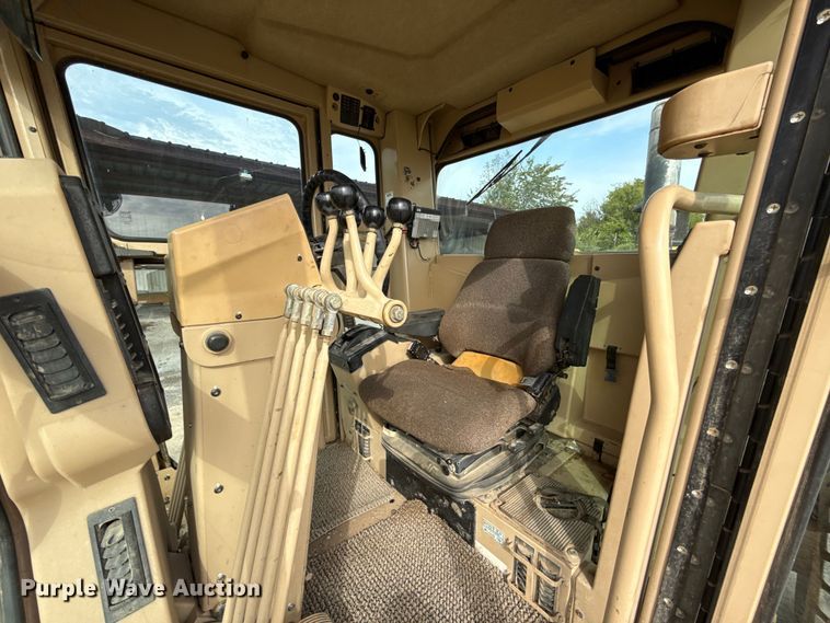 image for item GH9401 2006 Caterpillar 140H motor grader