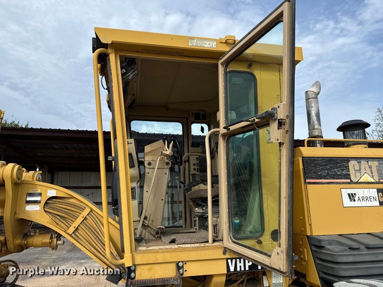 image for item GH9401 2006 Caterpillar 140H motor grader
