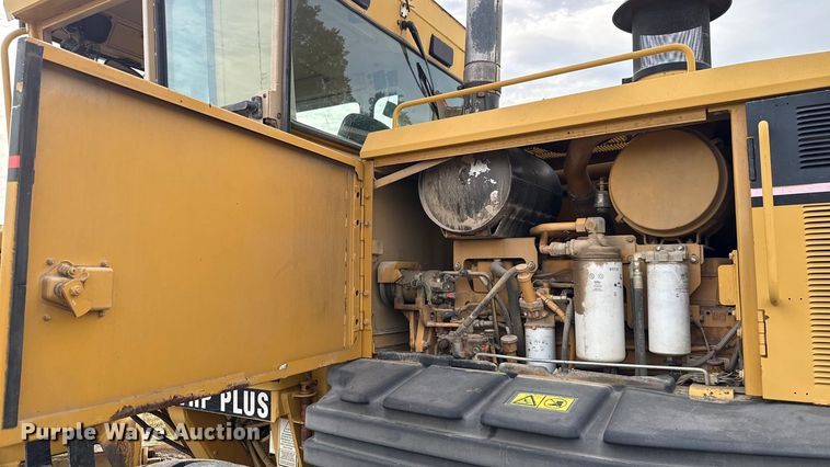 image for item GH9401 2006 Caterpillar 140H motor grader