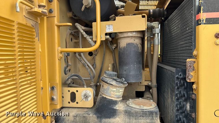 image for item GH9401 2006 Caterpillar 140H motor grader