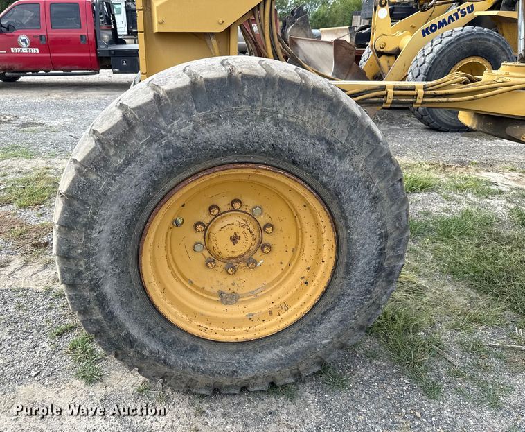 image for item GH9401 2006 Caterpillar 140H motor grader