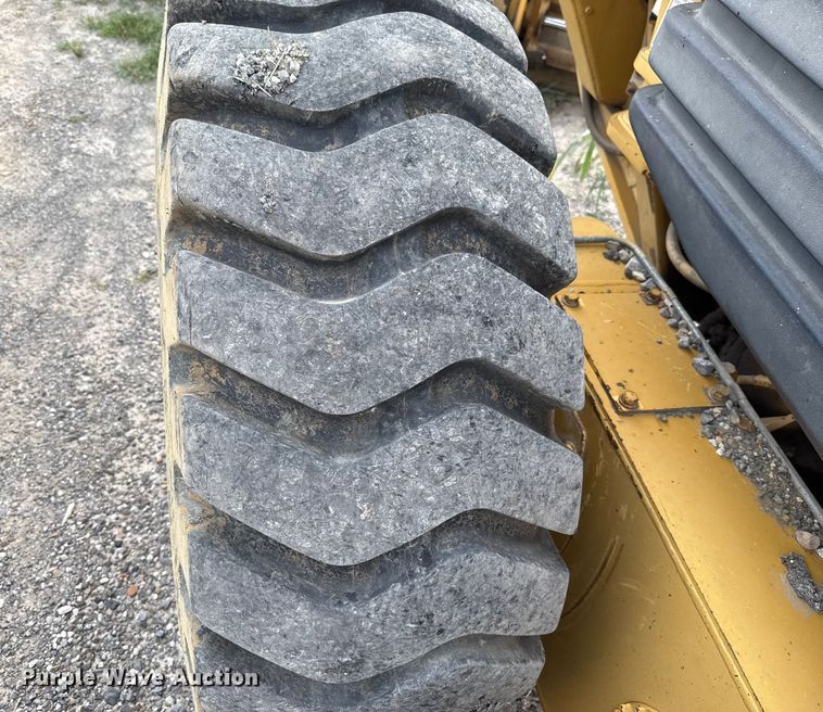 image for item GH9401 2006 Caterpillar 140H motor grader