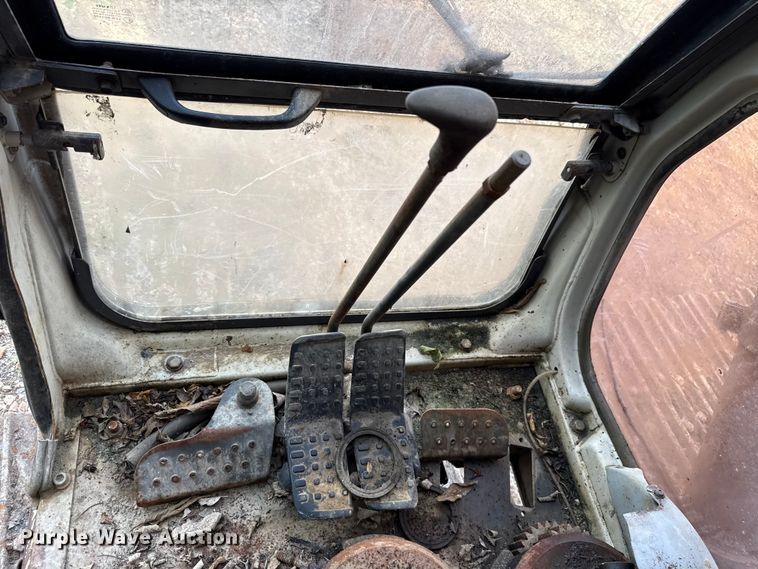 image for item GH9404 Link-Belt 2700 Quantum excavator