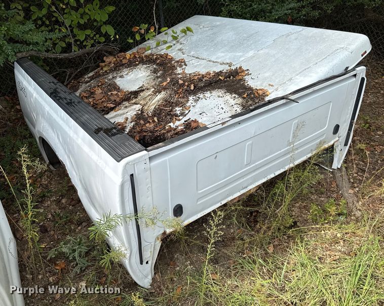 image for item GH9410 (3) pickup beds