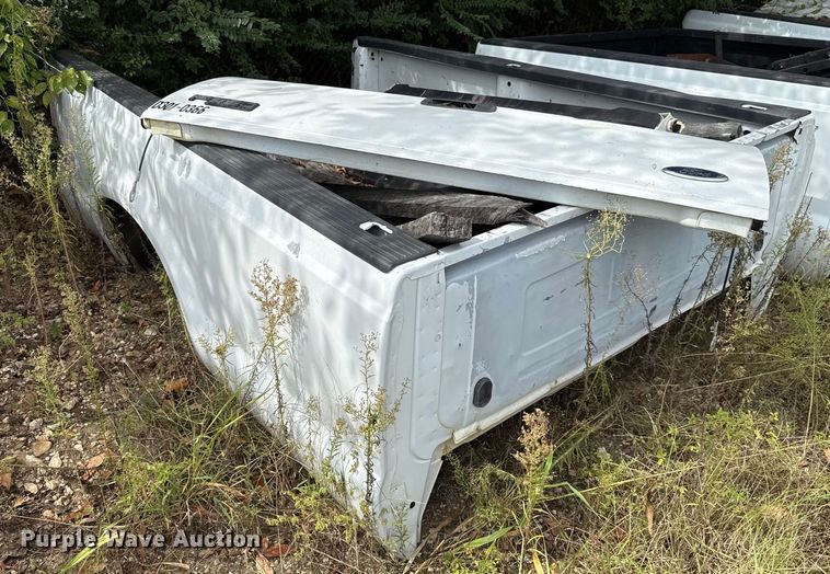 image for item GH9410 (3) pickup beds