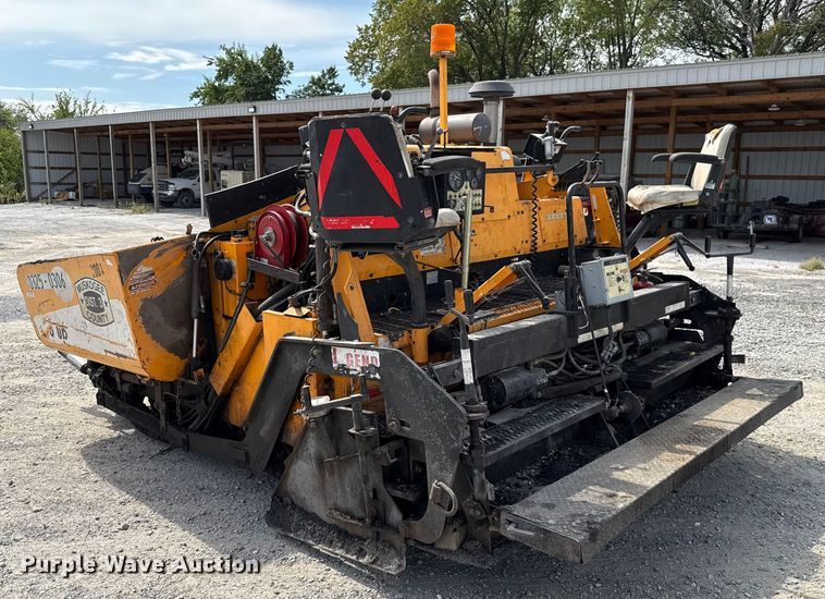 image for item GH9411 2013 Lee Boy 8510B paver
