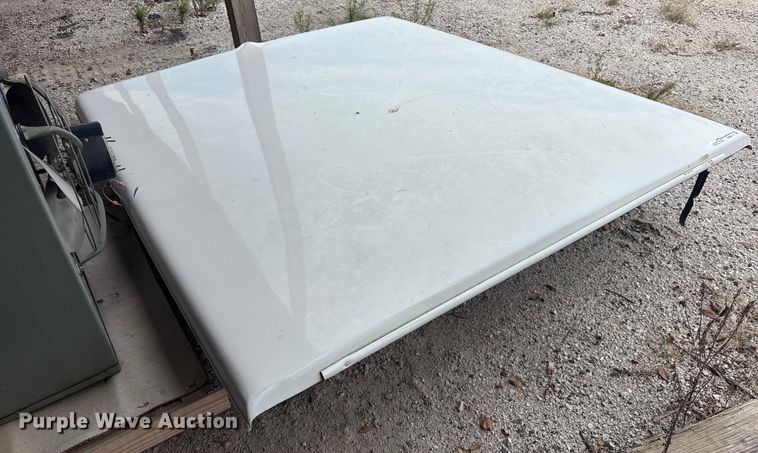 image for item GH9412 Chux Trux tonneau cover