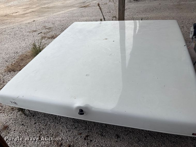 image for item GH9412 Chux Trux tonneau cover