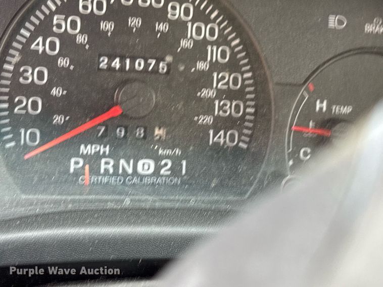 image for item OB9589 2004 Ford Crown Victoria Police Interceptor  