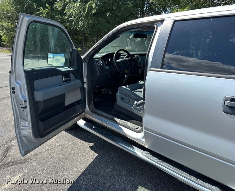 image for item OJ9930 2012 Ford F150 SuperCrew pickup truck