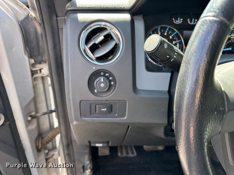 image for item OJ9930 2012 Ford F150 SuperCrew pickup truck