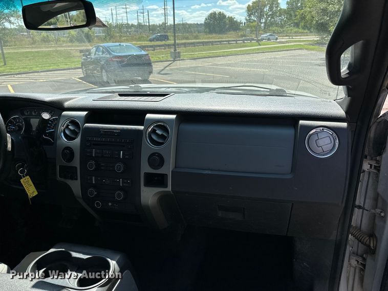 image for item OJ9930 2012 Ford F150 SuperCrew pickup truck