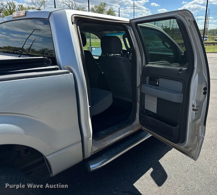 image for item OJ9930 2012 Ford F150 SuperCrew pickup truck