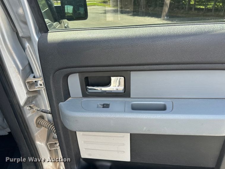 image for item OJ9930 2012 Ford F150 SuperCrew pickup truck