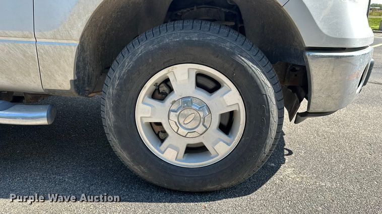 image for item OJ9930 2012 Ford F150 SuperCrew pickup truck