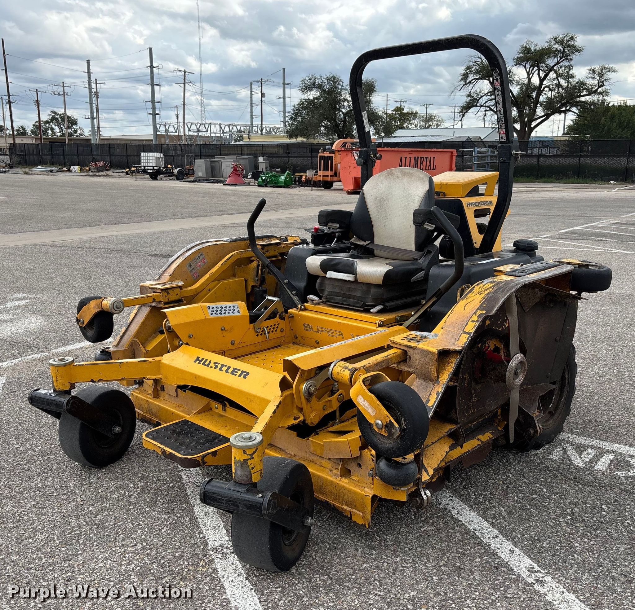 Hustler Super 104 ZTR lawn mower in Wichita, KS | Item