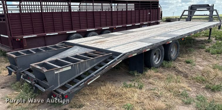 image for item DK6980 2011 Circle M equipment trailer