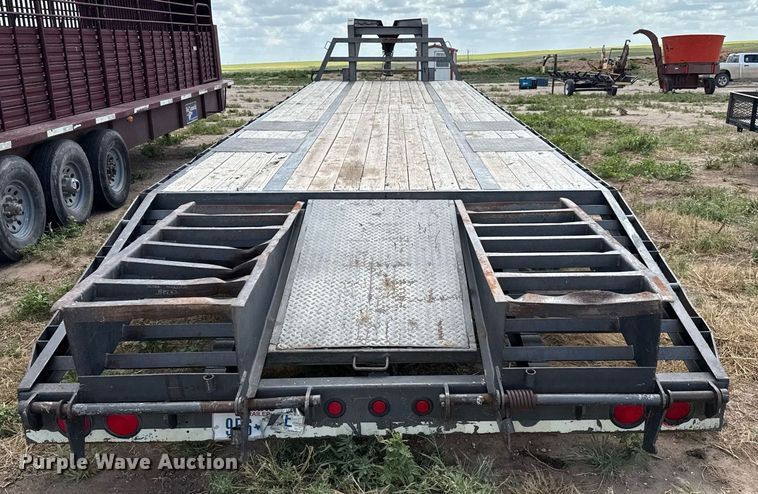 image for item DK6980 2011 Circle M equipment trailer