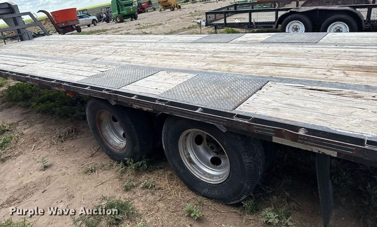 image for item DK6980 2011 Circle M equipment trailer