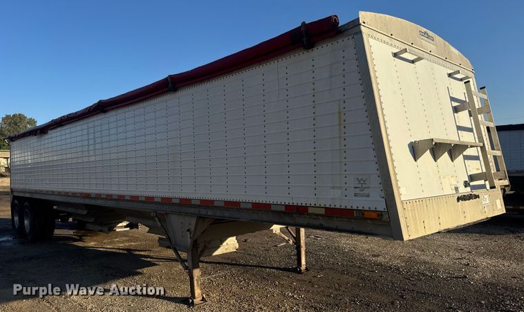 image for item DO2286 1996 Wilson DWH-400C grain trailer