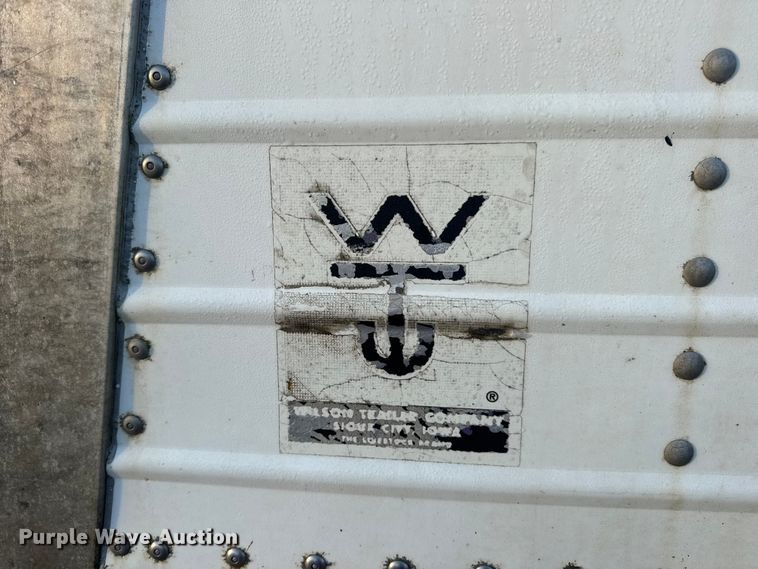 image for item DO2286 1996 Wilson DWH-400C grain trailer