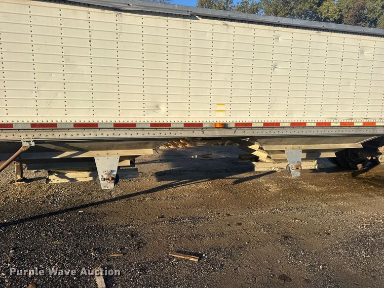 image for item DO2286 1996 Wilson DWH-400C grain trailer