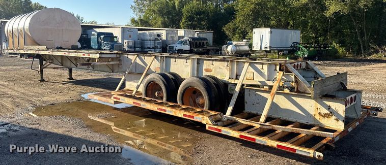 image for item DO2287 1995 Clark CDFBT sprayer trailer
