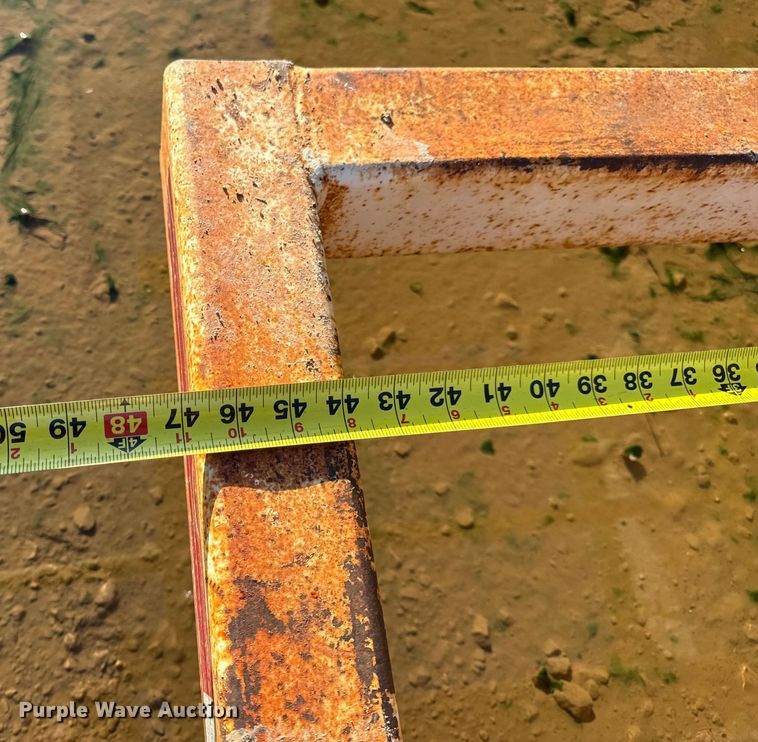 image for item DO2287 1995 Clark CDFBT sprayer trailer