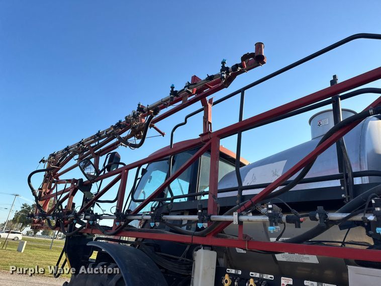 image for item DO2302 2013 Case Patriot 3330 sprayer
