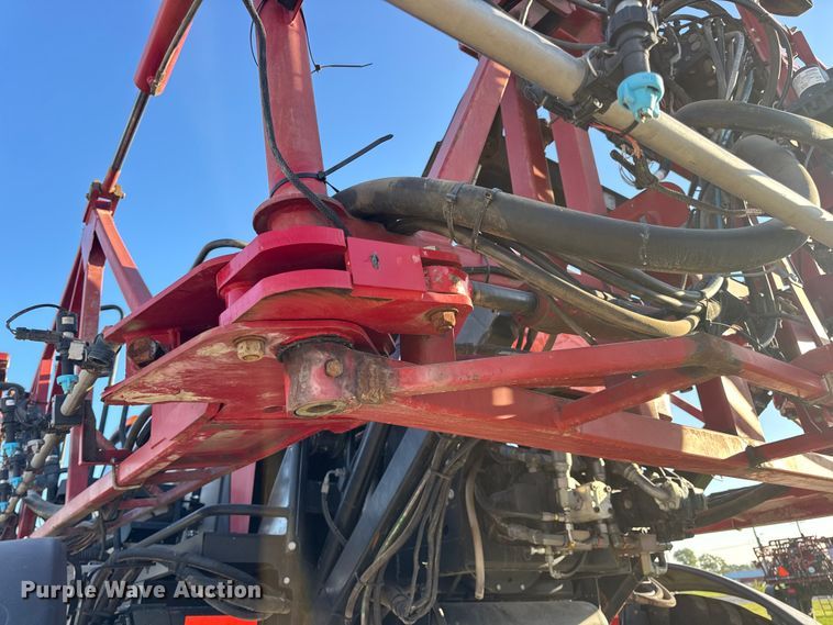 image for item DO2302 2013 Case Patriot 3330 sprayer