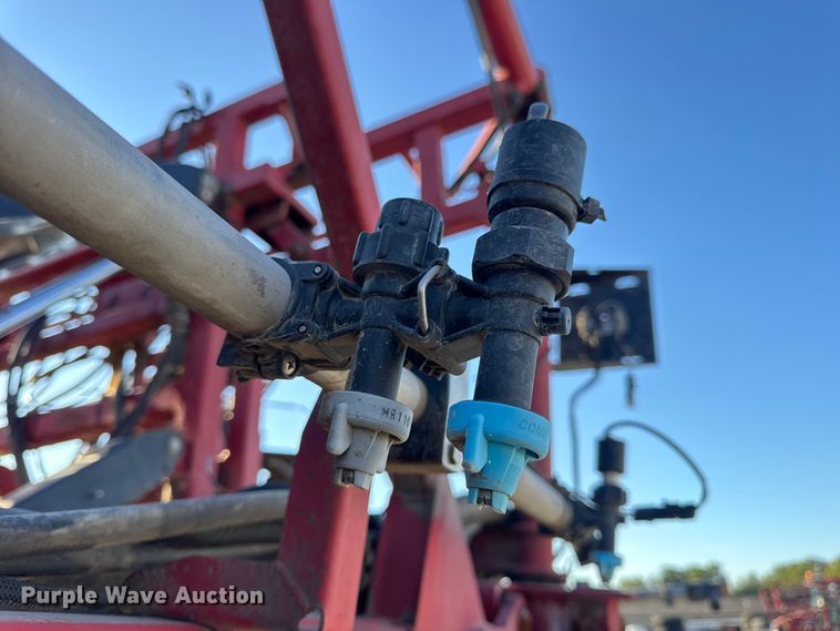 image for item DO2302 2013 Case Patriot 3330 sprayer