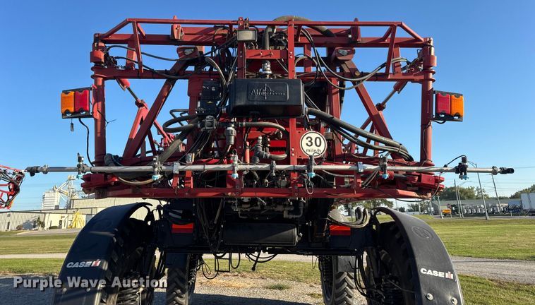 image for item DO2302 2013 Case Patriot 3330 sprayer