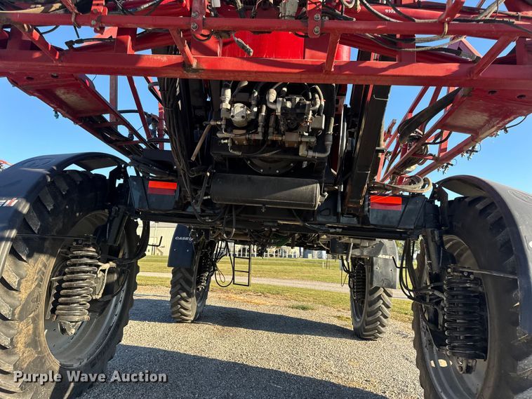 image for item DO2302 2013 Case Patriot 3330 sprayer