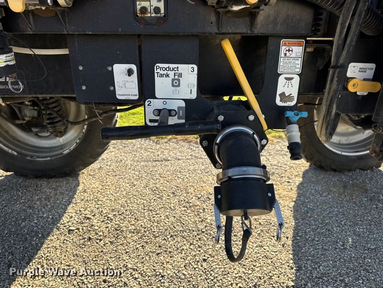 image for item DO2302 2013 Case Patriot 3330 sprayer